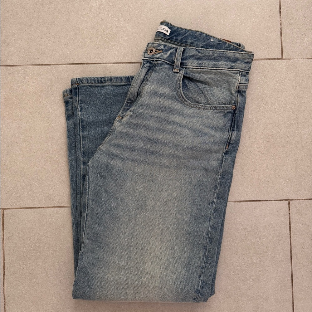 ZARA HIGH RISE Z1975 RELAXED FIT JEANS - Picture 2 of 10